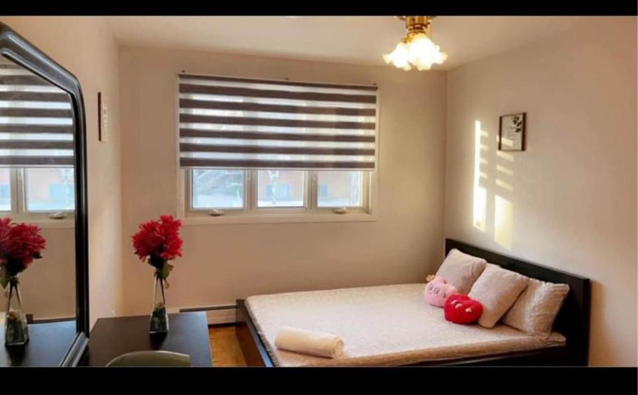 Cozy In Apartment Montreal